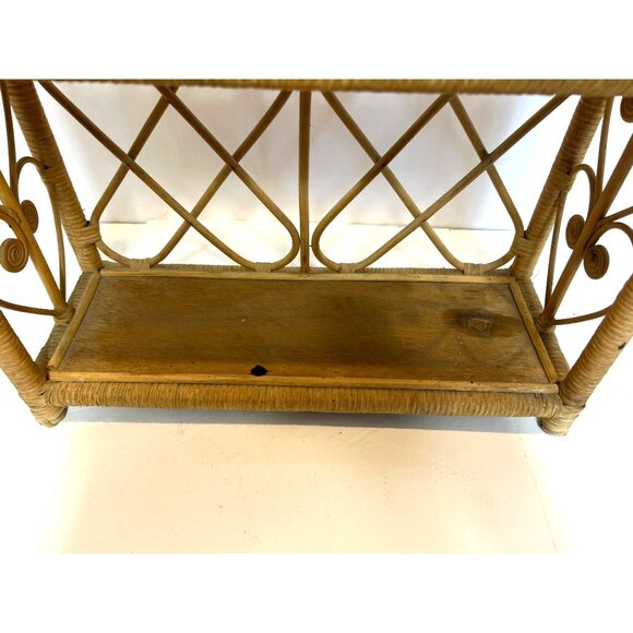Vintage 1970s Rattan Wicker Wall Mounted Standing 2-Tier Shelf Spiral Scroll - Picture 6 of 11